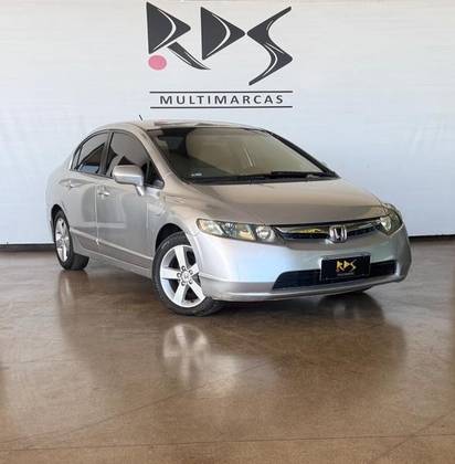 HONDA CIVIC 1.8 LXS 16V GASOLINA 4P AUTOMÁTICO
